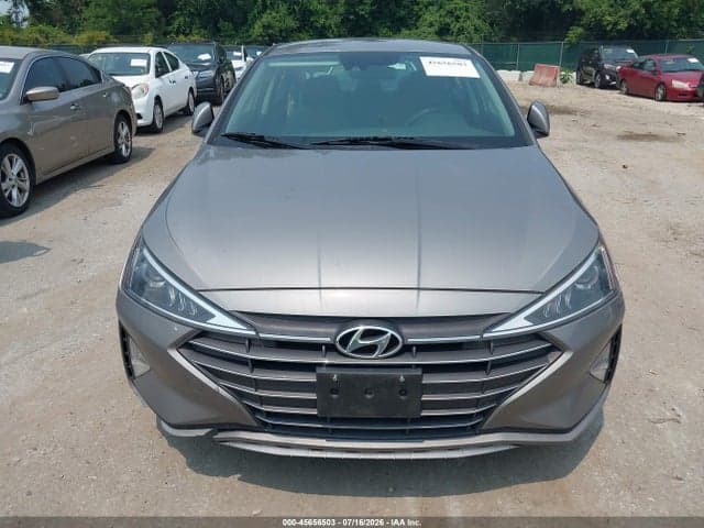 2020 HYUNDAI ELANTRA SE 6