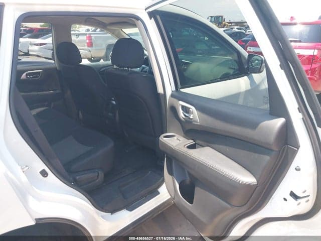 2018 NISSAN PATHFINDER S 8