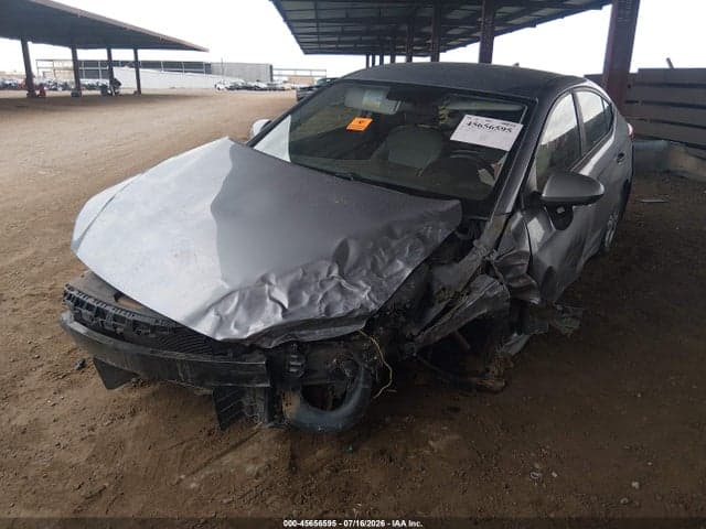 2017 HYUNDAI ELANTRA SE 2
