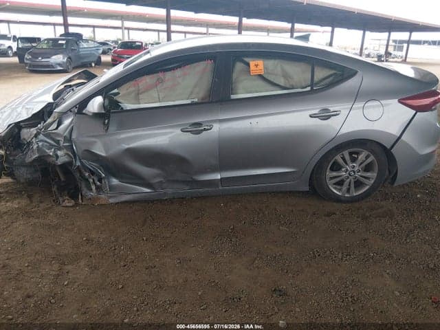 2017 HYUNDAI ELANTRA SE 13