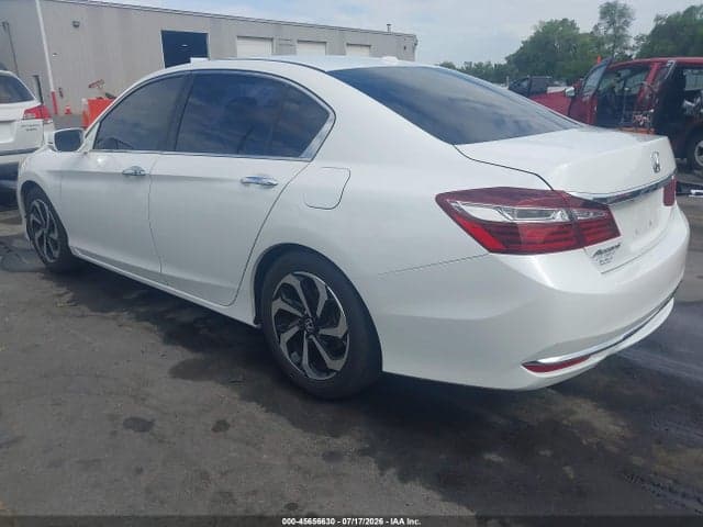 2017 HONDA ACCORD EX-L 3