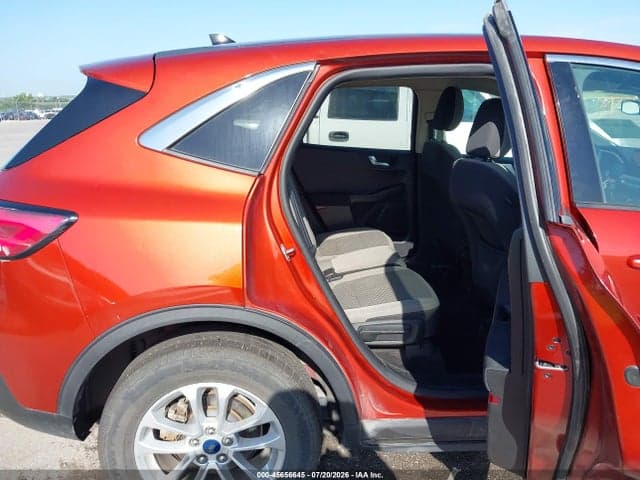 2020 FORD ESCAPE SE 8