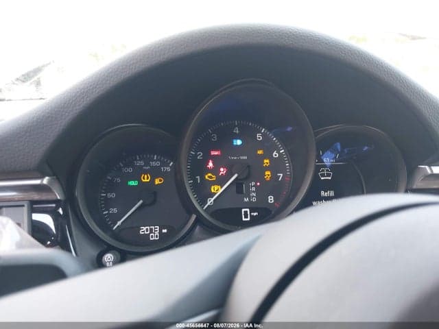 2026 PORSCHE MACAN T 15
