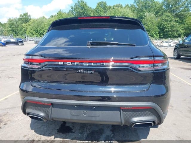2026 PORSCHE MACAN T 16