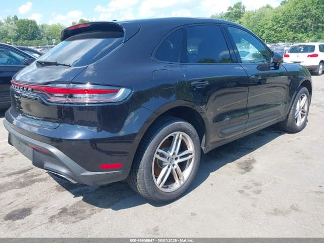 2026 PORSCHE MACAN T 4