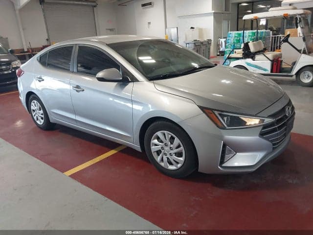 2020 HYUNDAI ELANTRA SE 1