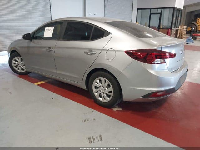 2020 HYUNDAI ELANTRA SE 3