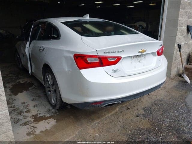 2017 CHEVROLET MALIBU PREMIER 3