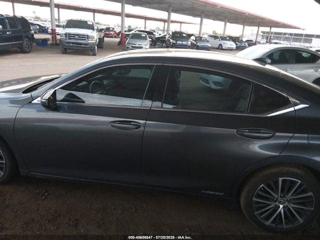 2022 LEXUS ES 300H 14