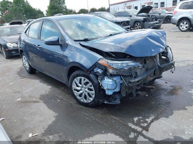 2018 TOYOTA COROLLA LE 1