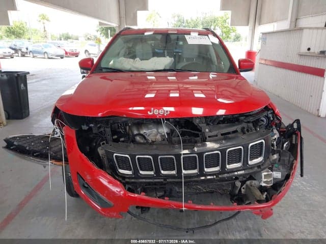2018 JEEP COMPASS LATITUDE FWD 11