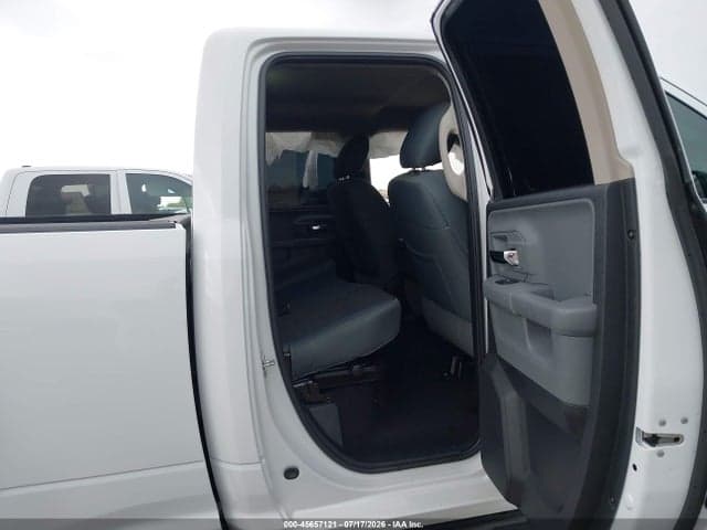 2018 RAM 1500 BIG HORN 4X4 6'4 BOX 8