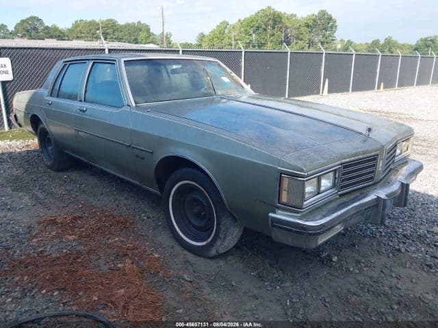 1985 OLDSMOBILE DELTA 88 ROYALE 1