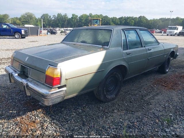 1985 OLDSMOBILE DELTA 88 ROYALE 4