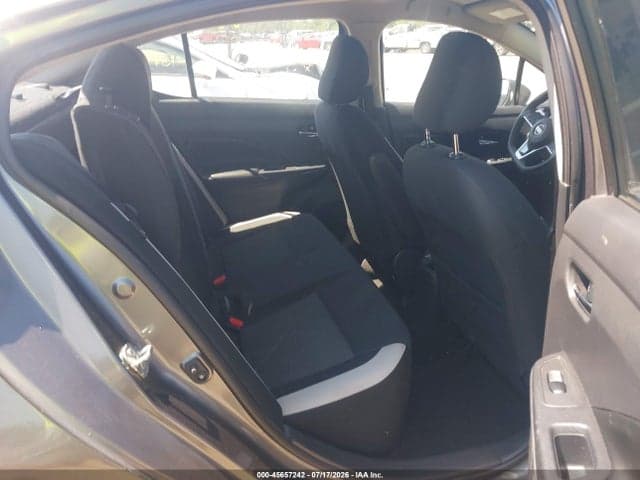 2020 NISSAN VERSA SV XTRONIC CVT 8