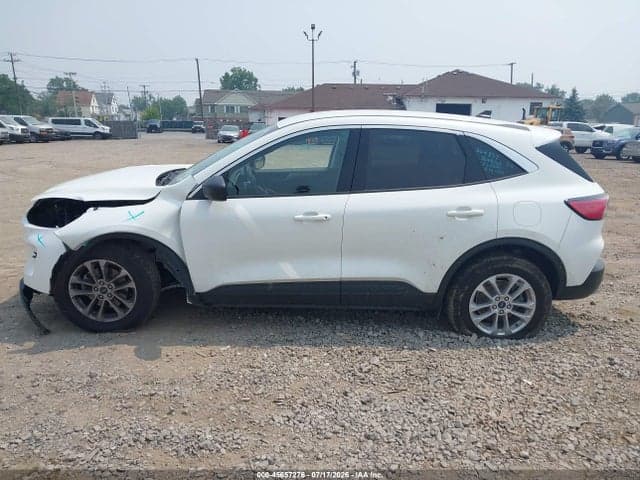2022 FORD ESCAPE SE 15