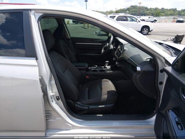 2023 NISSAN ALTIMA SV FWD 5