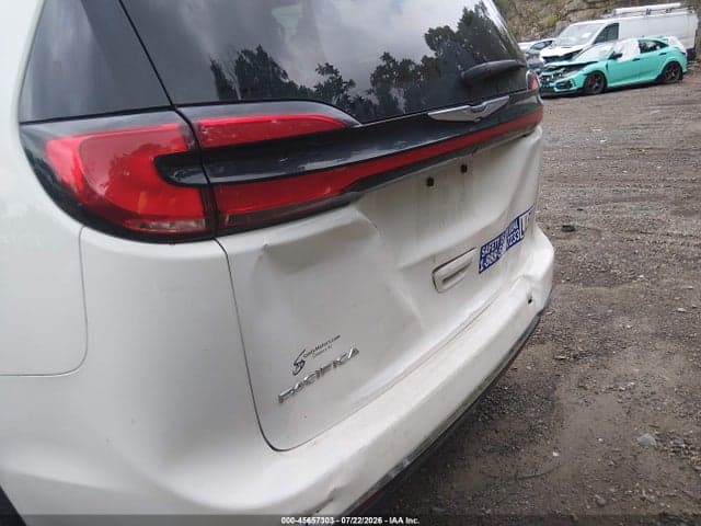 2022 CHRYSLER PACIFICA TOURING L 6