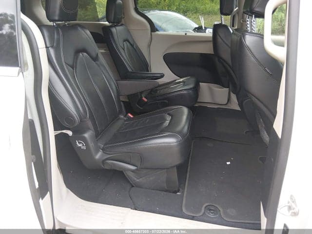 2022 CHRYSLER PACIFICA TOURING L 8