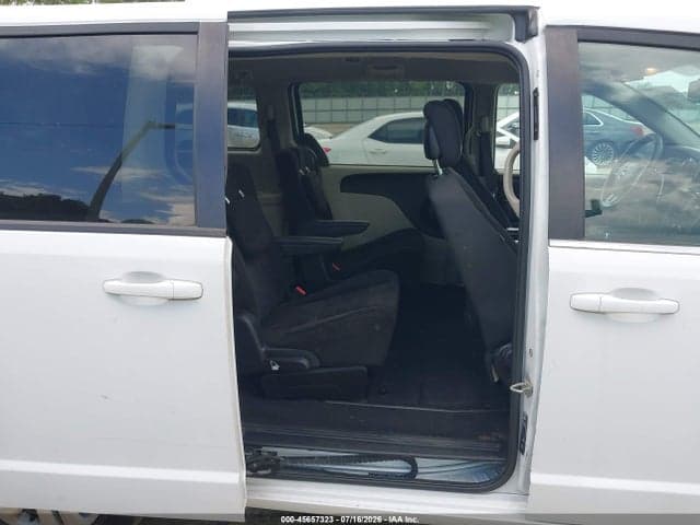 2019 DODGE GRAND CARAVAN SE 8