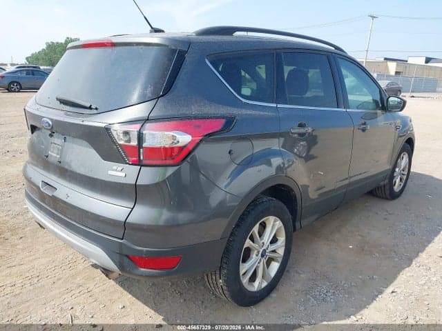 2018 FORD ESCAPE SE 4
