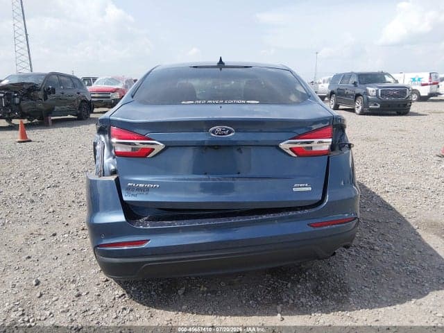 2019 FORD FUSION SEL 17