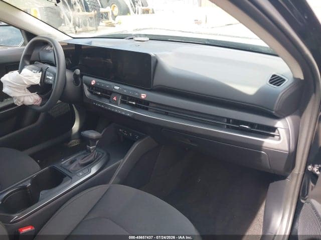 2026 KIA K4 LXS 5
