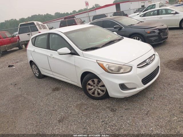 2017 HYUNDAI ACCENT SE 1