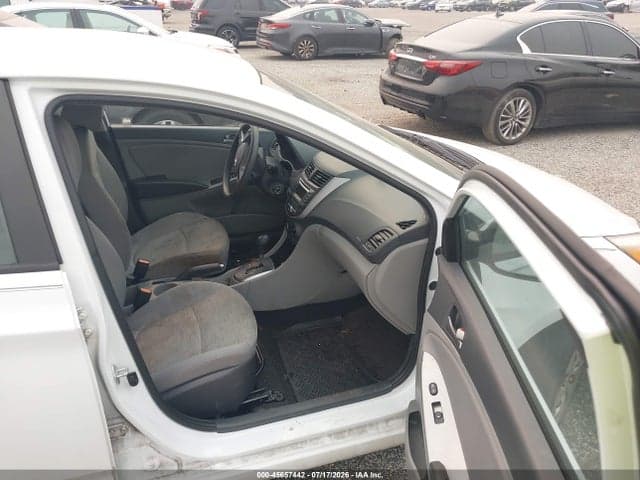 2017 HYUNDAI ACCENT SE 6