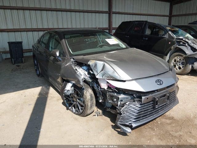 2026 TOYOTA CAMRY XLE 1