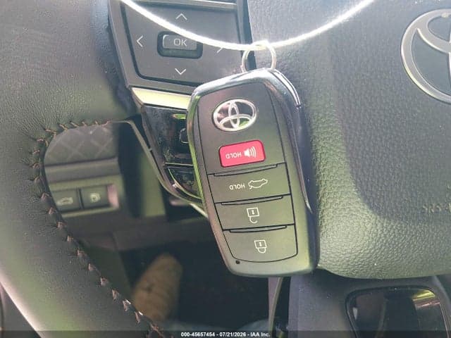 2026 TOYOTA CAMRY XLE 11