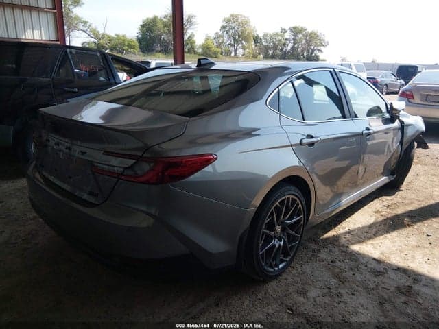 2026 TOYOTA CAMRY XLE 4