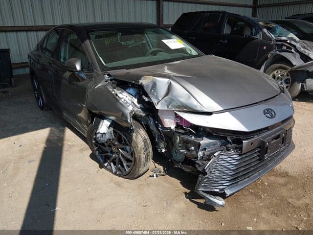 2026 TOYOTA CAMRY XLE 6