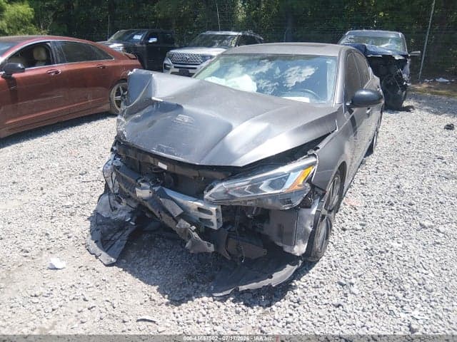 2021 NISSAN ALTIMA SR FWD 6