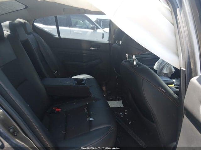 2021 NISSAN ALTIMA SR FWD 8