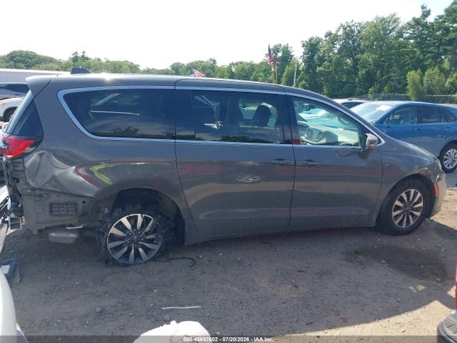 2022 CHRYSLER PACIFICA HYBRID TOURING L 12