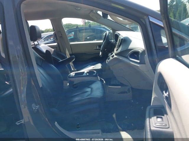 2022 CHRYSLER PACIFICA HYBRID TOURING L 5