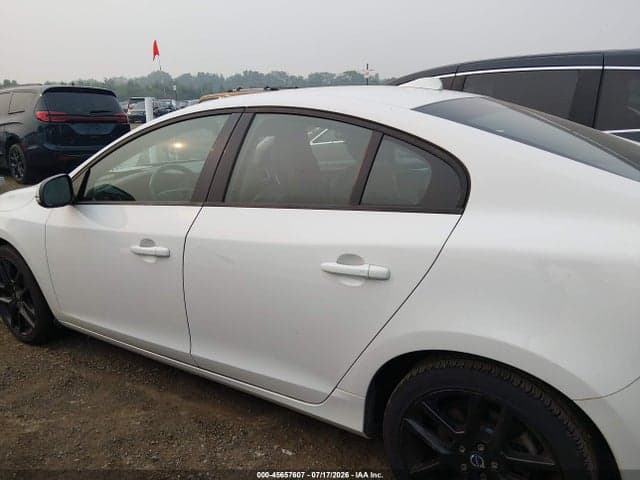2017 VOLVO S60 T5 DYNAMIC 15