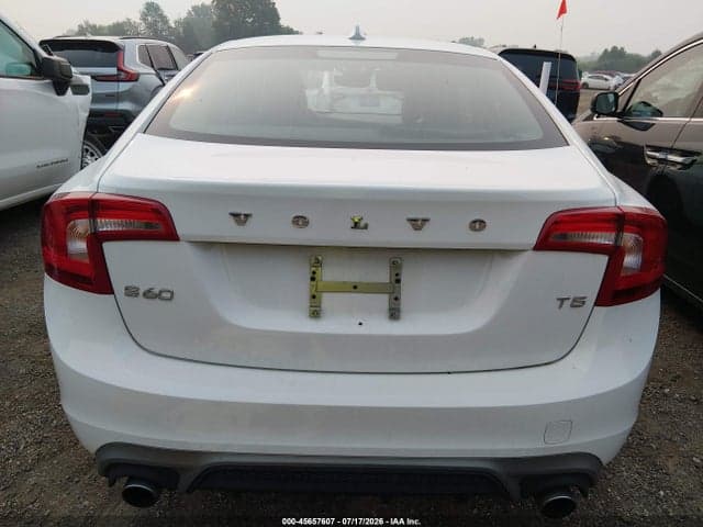 2017 VOLVO S60 T5 DYNAMIC 17