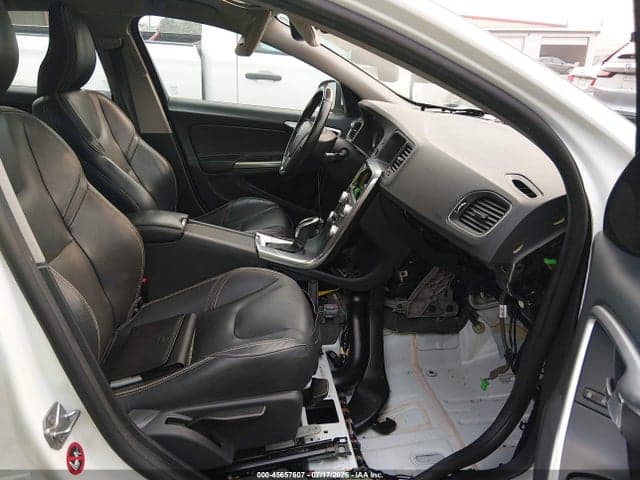 2017 VOLVO S60 T5 DYNAMIC 5