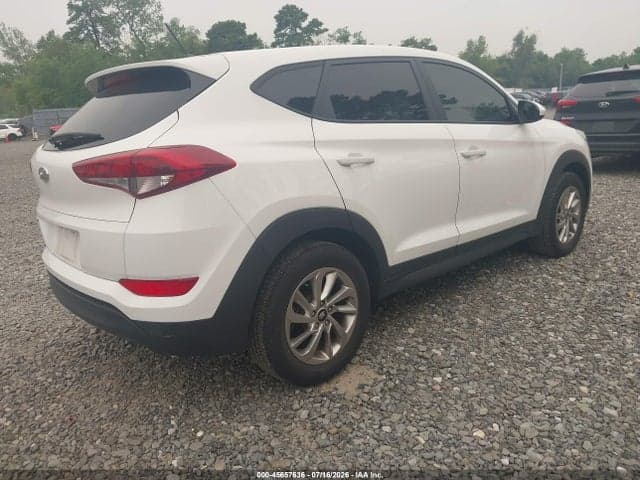 2018 HYUNDAI TUCSON SE 4