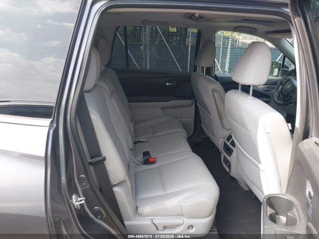 2017 HONDA PILOT TOURING 8