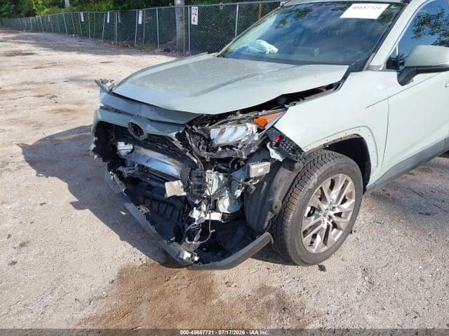2021 TOYOTA RAV4 XLE PREMIUM 6