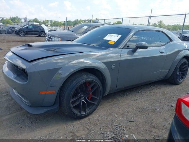 2018 DODGE CHALLENGER SXT 2
