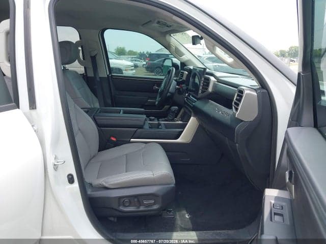 2024 TOYOTA TUNDRA SR5 5