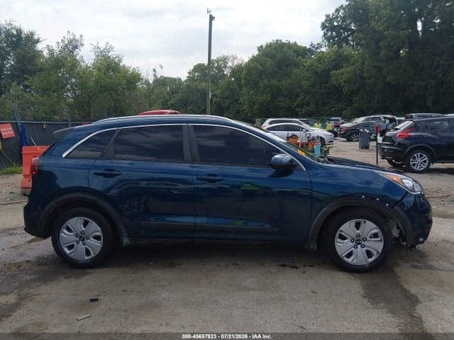 2018 KIA NIRO LX 13