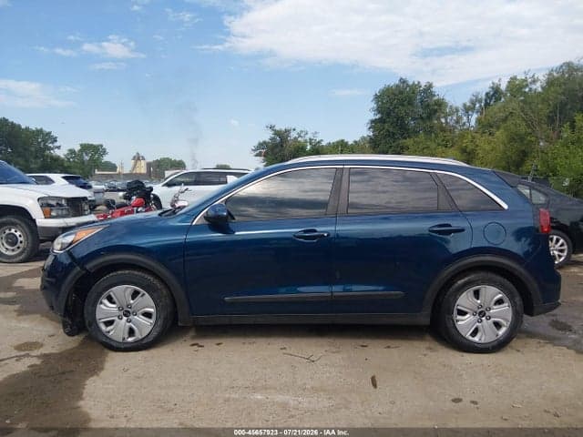 2018 KIA NIRO LX 14