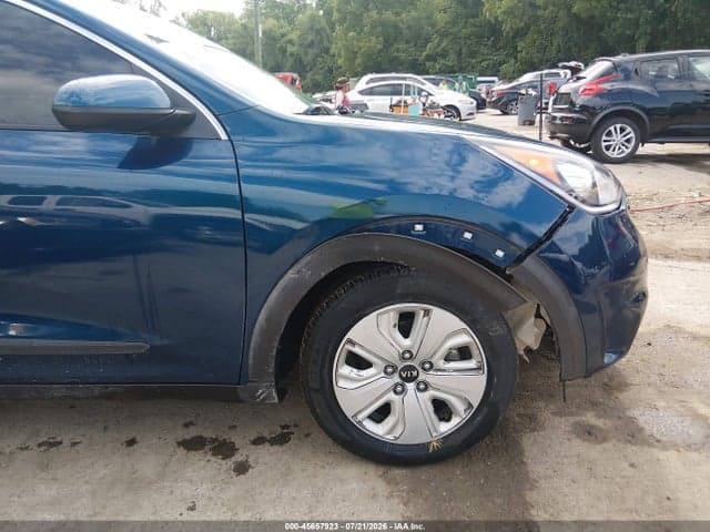 2018 KIA NIRO LX 17