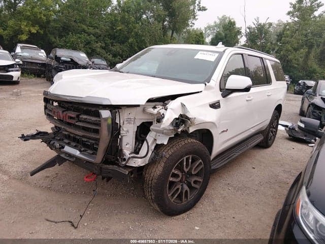 2021 GMC YUKON XL 4WD AT4 2