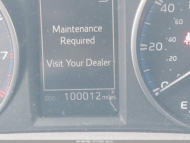 2018 TOYOTA RAV4 XLE 14